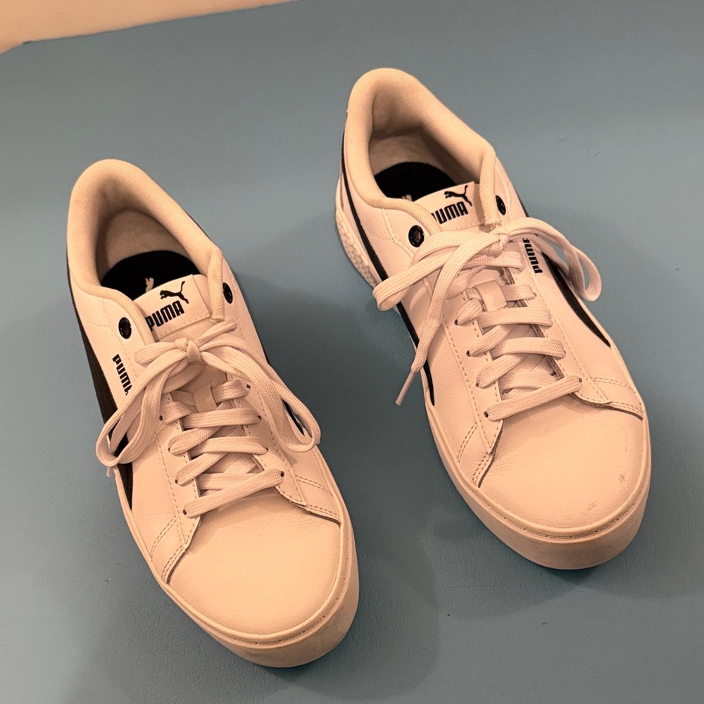 Puma White and Black Sneakers with SoftFoam